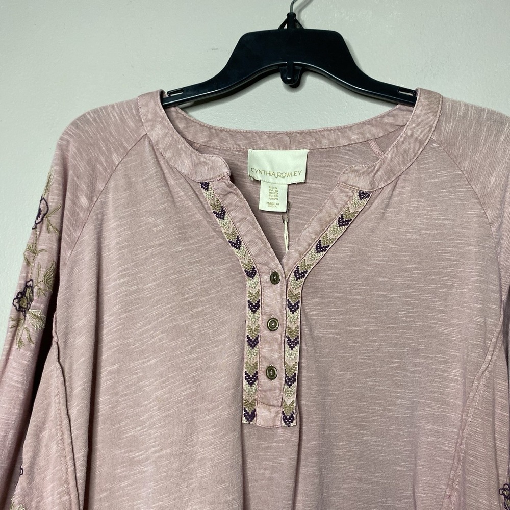 Cynthia Rowley Mauve Embroidered Floral Blouse‎ Women Sz 1X V Neck Peasant Top - Picture 3 of 16